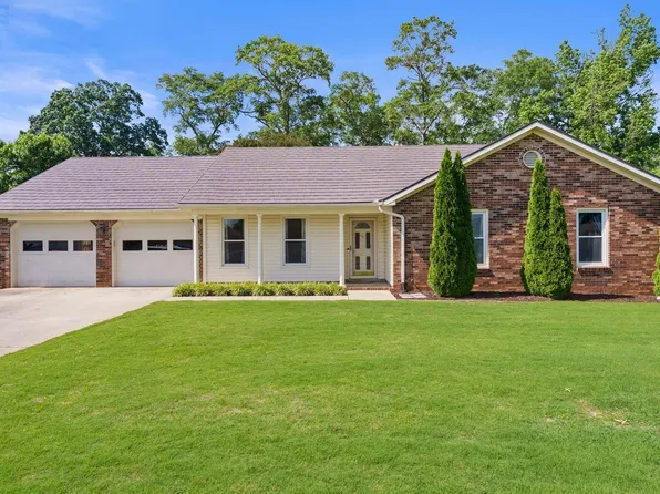 2302 Auburn Dr SW, Decatur, AL 35603