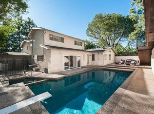 23086 Cass Ave, Woodland Hills, CA 91364