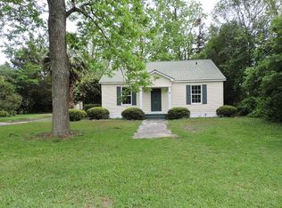 410 E 3rd St, Adel, GA 31620