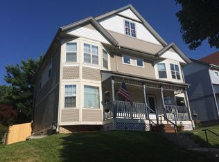 2125 N Hubbard St, Milwaukee, WI 53212