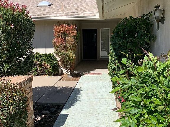 3rd image of 12810 W Shadow Hills Dr