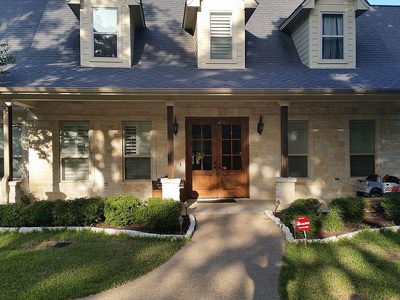 2nd image of 7267 River Place Ct