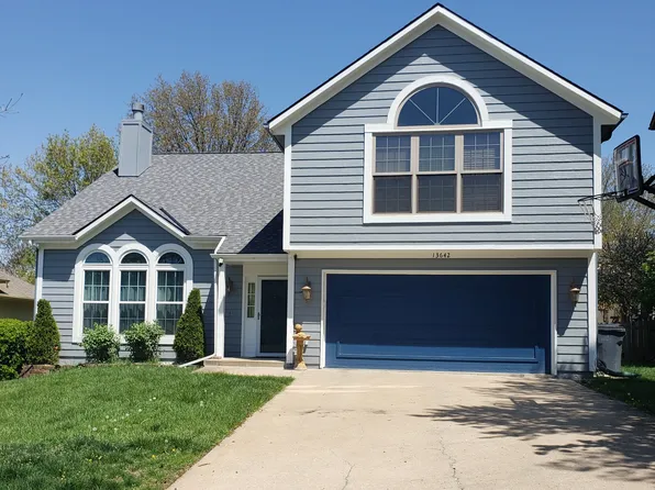 13642 W 129th St, Olathe, KS 66062