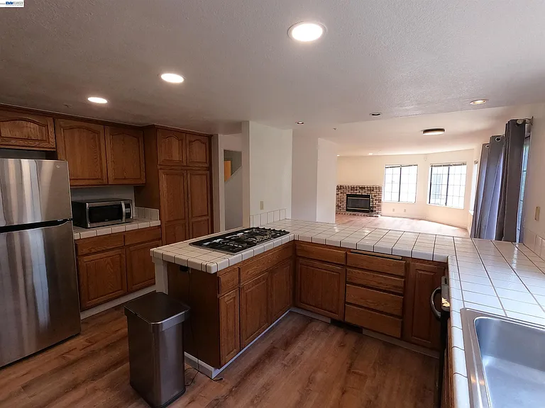 19179 Alpha Ct — Photo 15