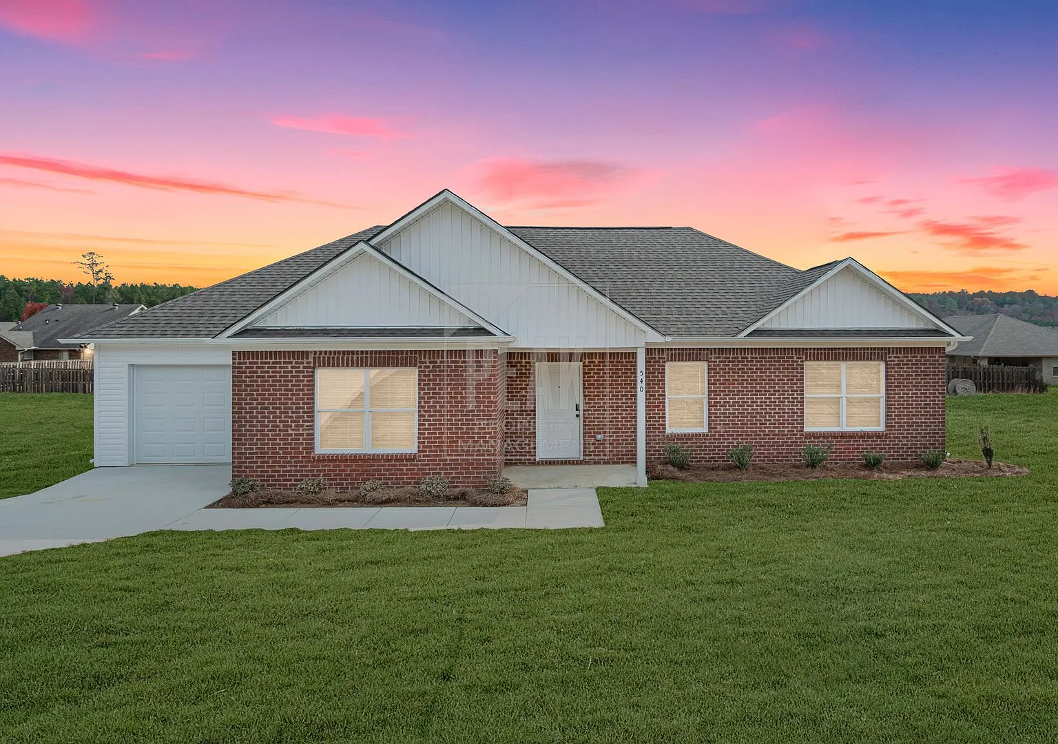 $1599! Beautiful 3Bed 2Bath in newly built Woodland Circle! Tour today! — Photo 1