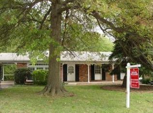 4229 Sleepy Hollow Rd, Annandale, VA 22003