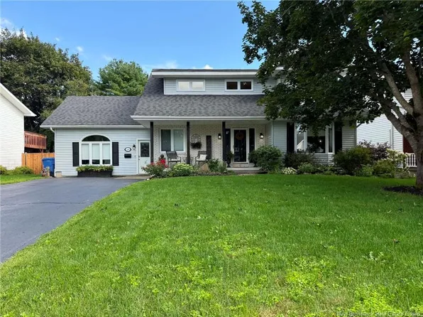 208 Claire Ave, Miramichi, NB E1V 3X4