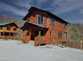 887 Great Smoky Way, Gatlinburg, TN 37738