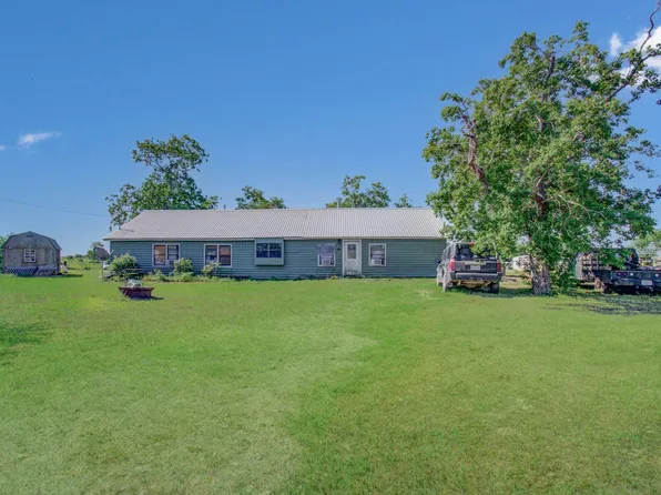 1246 Drymalla Rd, Cat Spring, TX 78933