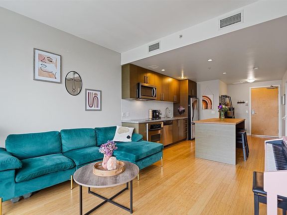 2nd image of 391 Tyee Rd #405