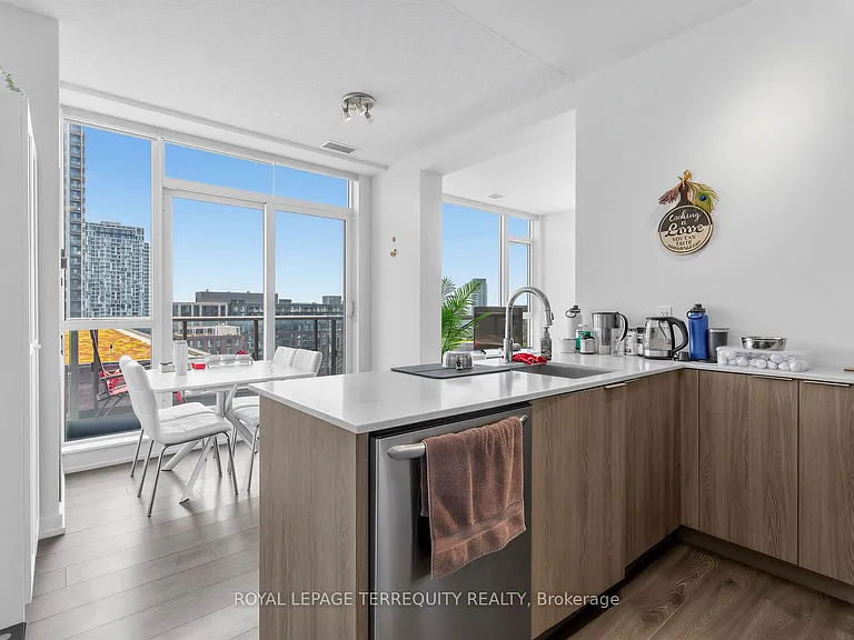 200 Sackville St #1102 — Photo 5
