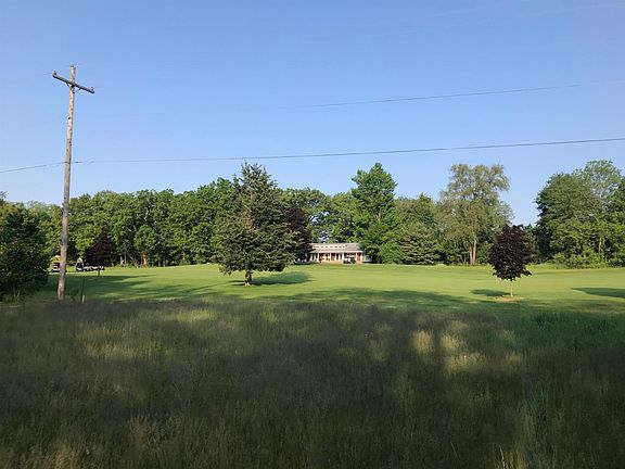 2nd image of 6735 Lombardy Dr