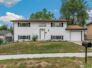 2260 Fernwood Dr, Colorado Springs, CO 80910