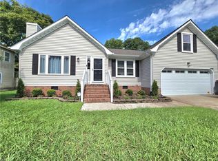 2460 Broadnax Cir, Chesapeake, VA 23323