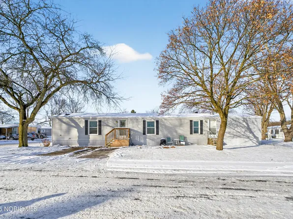 932 Skye Dr, Findlay, OH 45840