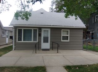 207 N Sargent Ave, Glendive, MT 59330