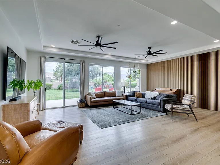 7210 Shallowford Ave — Photo 9