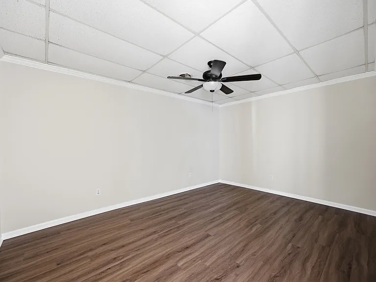 124 Summitt St #124 — Photo 8
