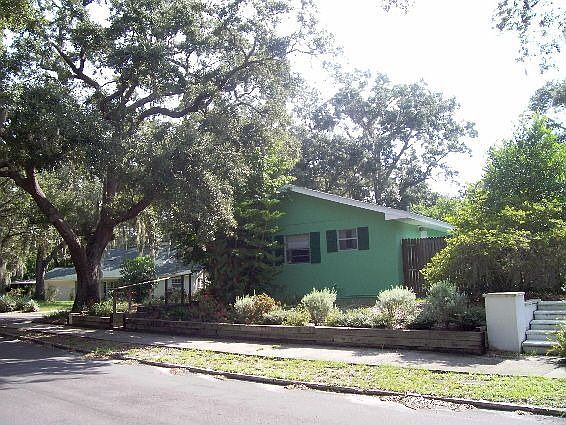 Side 2 Corner Lot