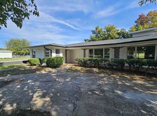 121 N 1st St, Walters, OK 73572