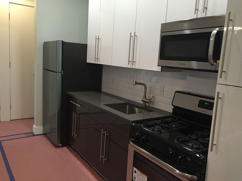 1st image of 60 Brooklyn Ave #2