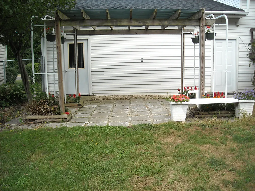 Property photo 4