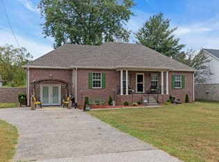 1100 Williamson Rd, Millersville, TN 37072