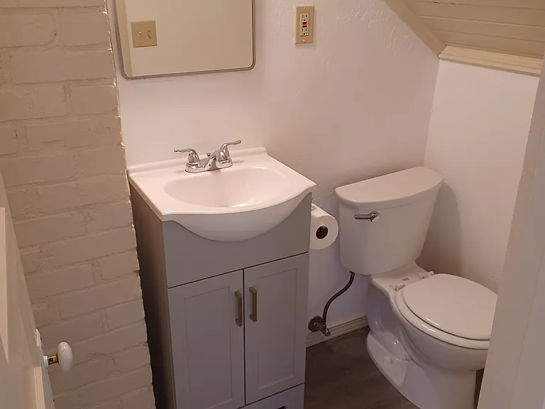 229 Alameda Ave — Photo 19