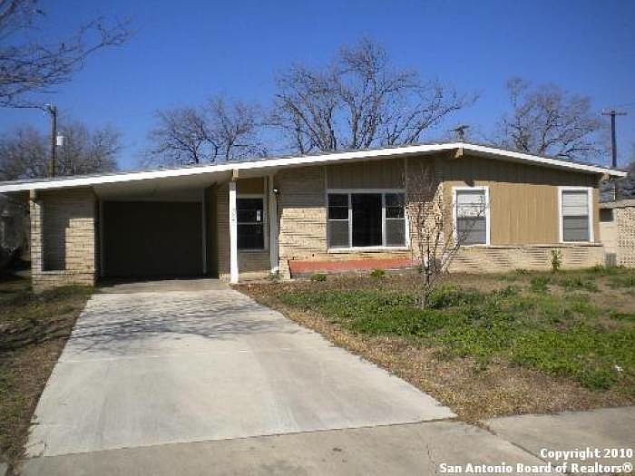 1st image of 355 Waxwood Ln