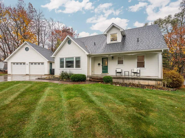 115 E Caledonia St, Howell, MI 48843
