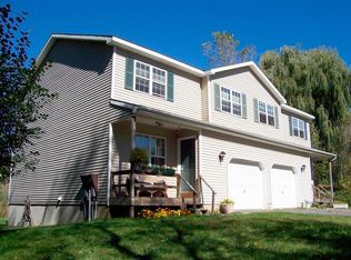 153 Vosburgh Rd #A, Clifton Park, NY 12065