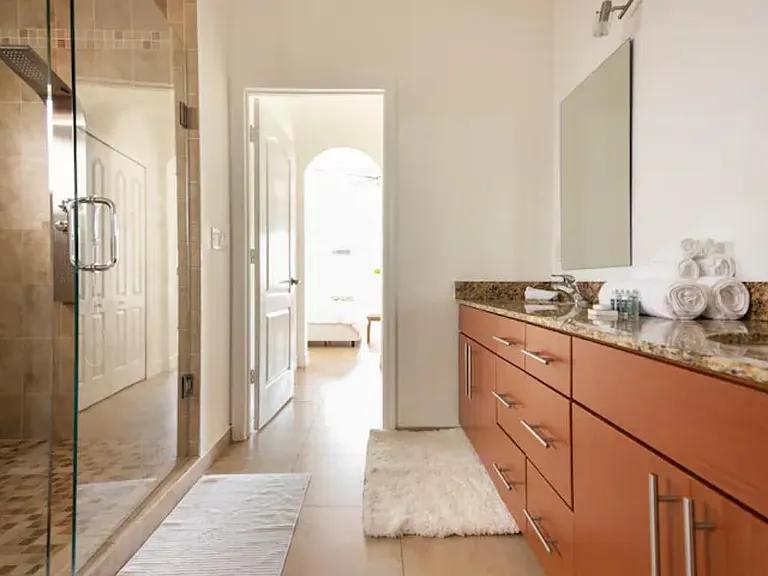 15566 SW 13th Ter — Photo 36