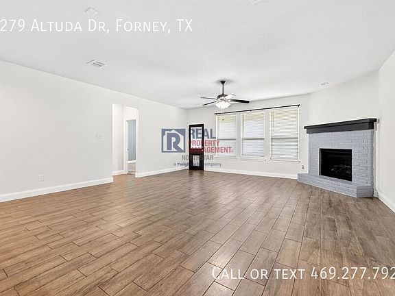 2nd image of 1279 Altuda Dr