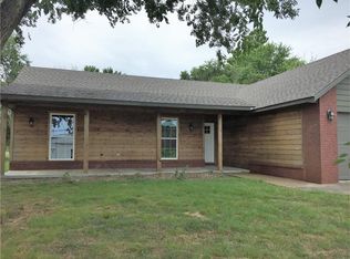 608 E North St, Lincoln, AR 72744