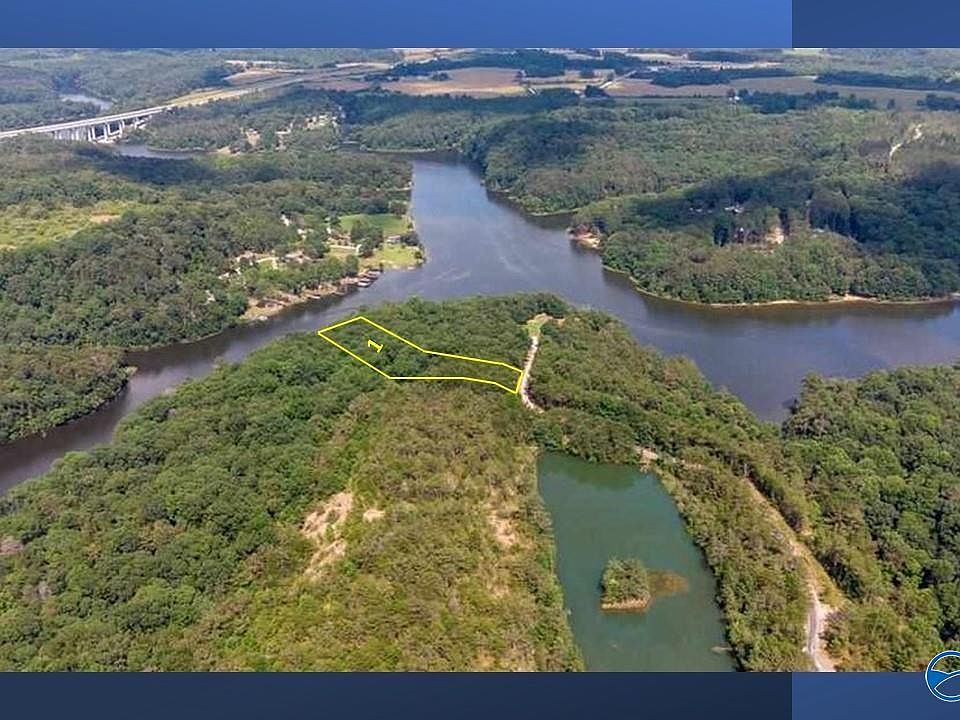 2nd image of 26 Caney Cove Rd