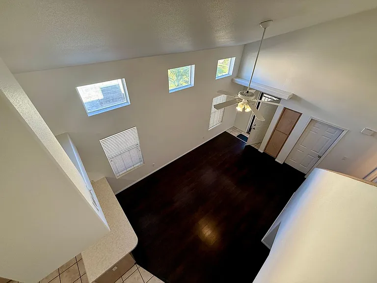 10736 S Calle Raquel — Photo 10