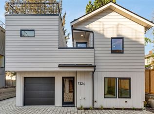 7324 16th Ave NW #4, Seattle, WA 98117
