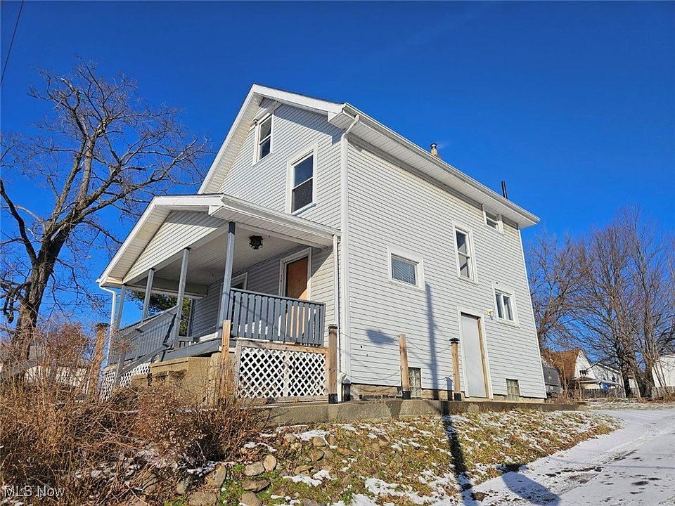 1st image of 1411 Laiblin Pl NE