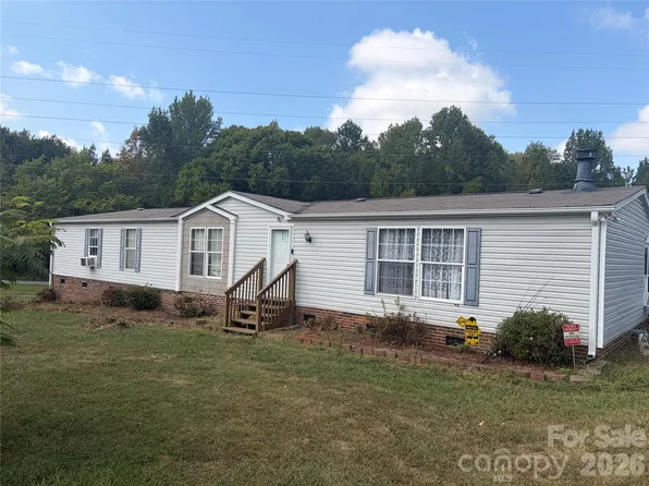 4009 Chestnut Woods Dr, Kings Mountain, NC 28086