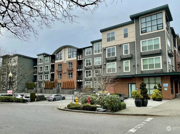 16275 NE 85th Street #401, Redmond, WA 98052