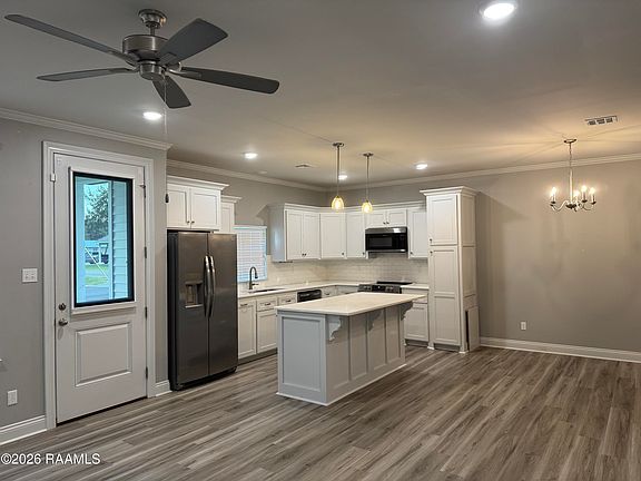2nd image of 701 Margaret Ave