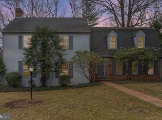 145 Winfield Dr, Camp Hill, PA 17011