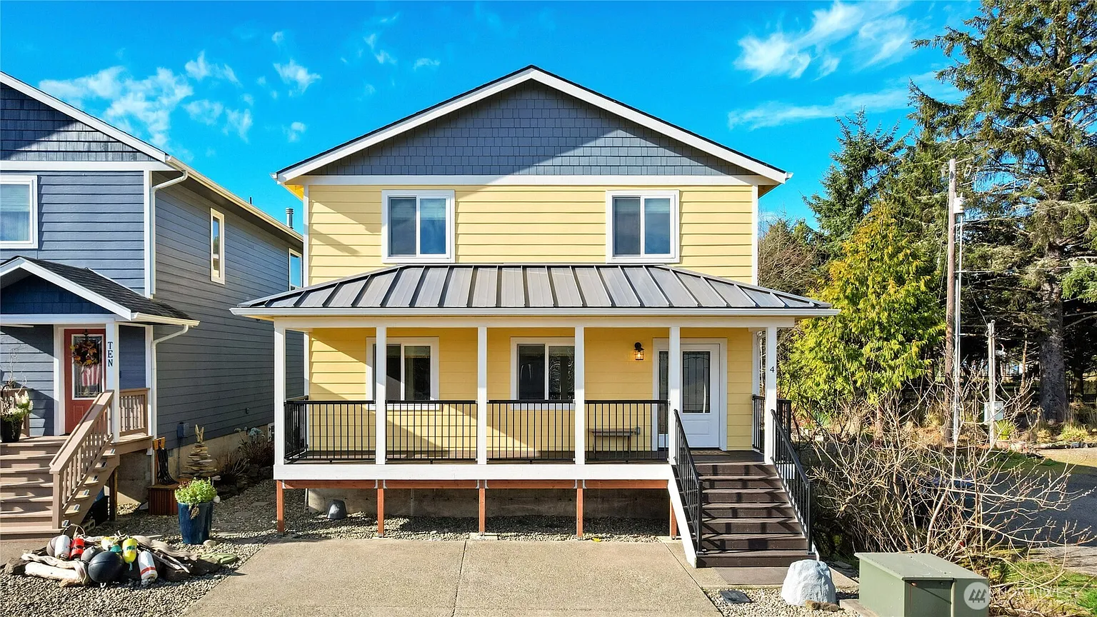 4 Drake Lane photo 1