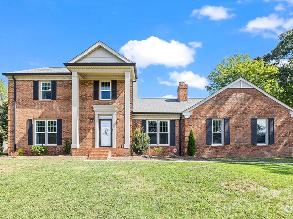 241 Linville Dr, Matthews, NC 28105