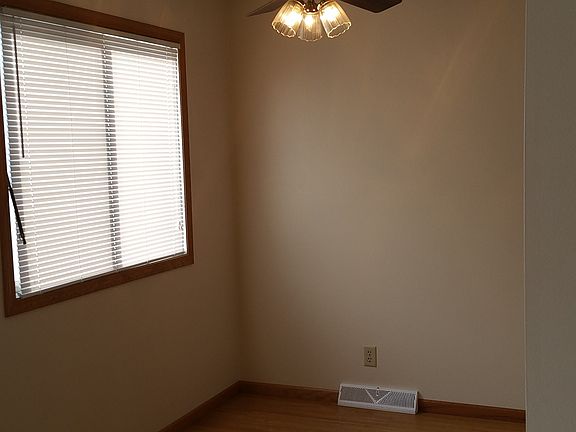 dining area off kitchen