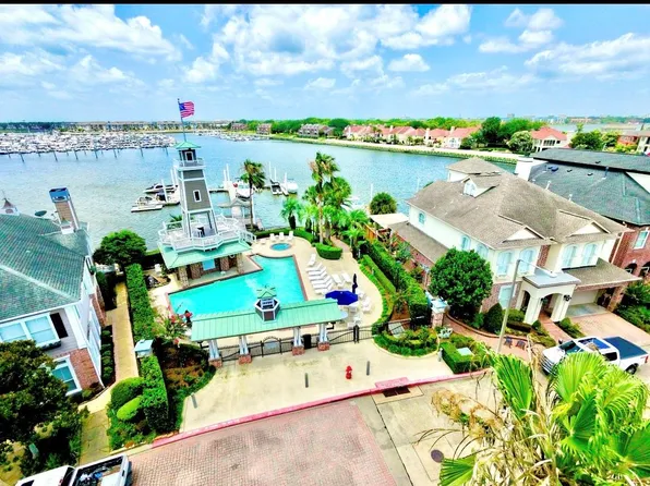 1300 Ketch Ct, League City, TX 77573