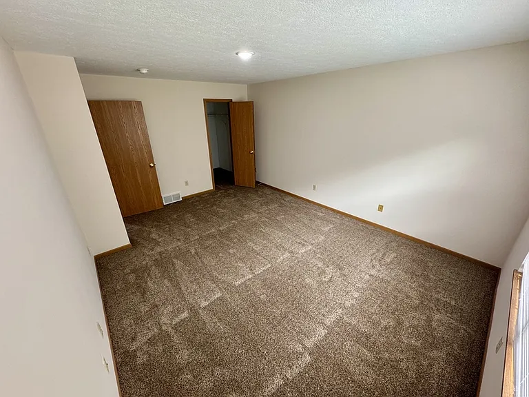 426 Oakwood Ave #I — Photo 7