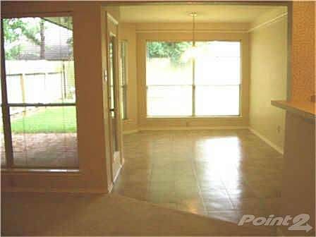 5th image of 16323 McCormick Dr