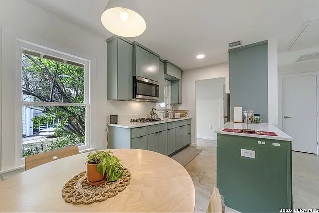 239 Brahan Blvd #B — Photo 8