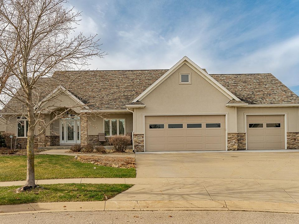 1st image of 3501 Cameo Ln NE